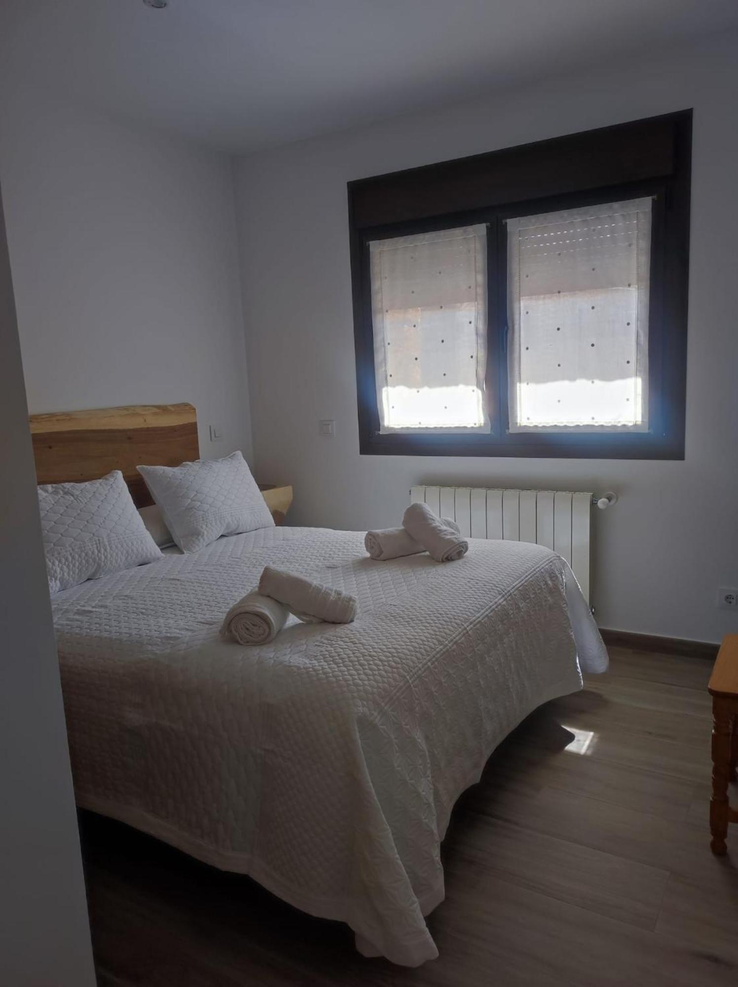 Apartamentos Sierra Y Mar Aldealengua De Pedraza Ceguilla Exterior foto